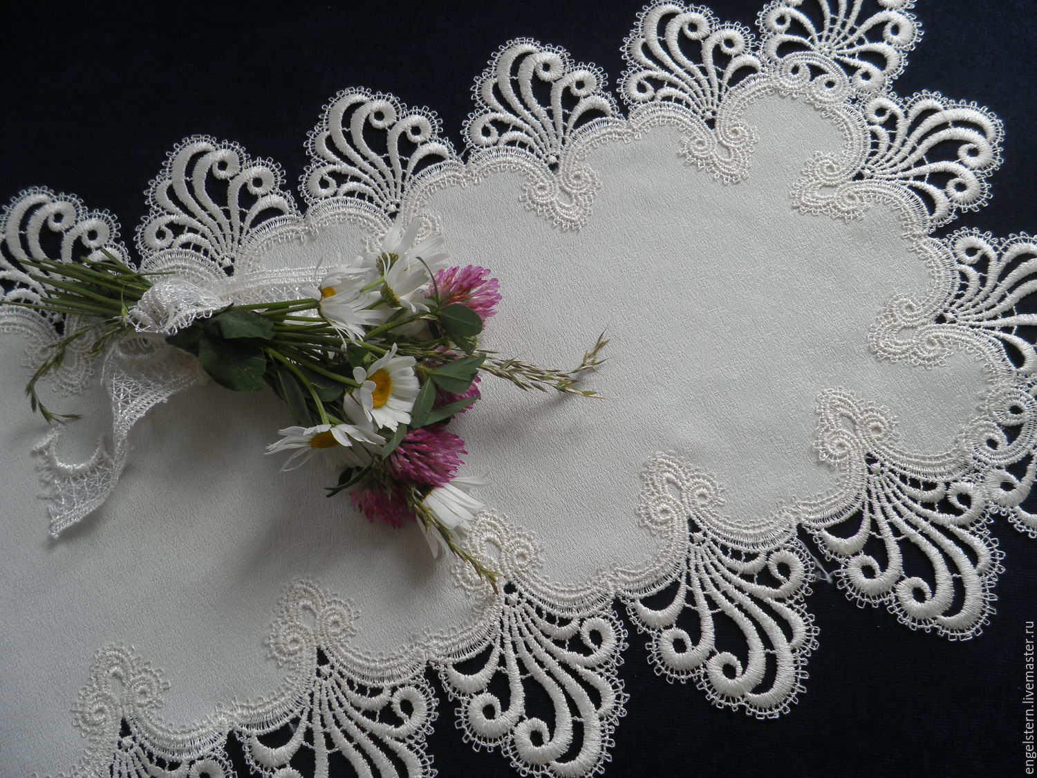 салфетки с кружевом. салфетки с кружевом. салфетка с кружевом. вафельные салфетки с кружевом. салфетки с кружевом.