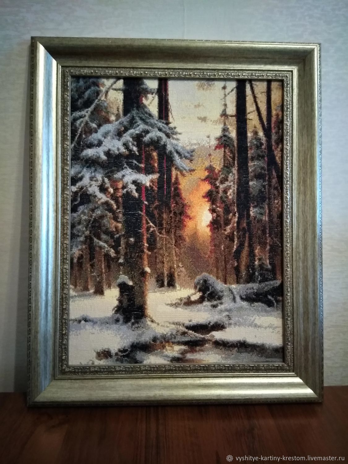 Вышивка крестом зимний лес