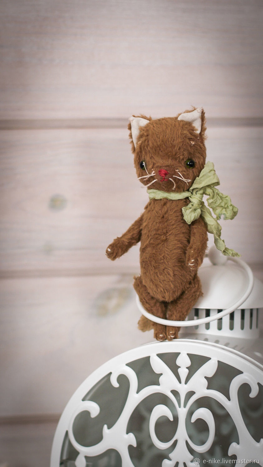 Игрушка плюшевый котенок – купить онлайн на Ярмарке Мастеров – SGCT8RU ...