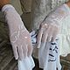 Белые свадебные перчатки "One life, one love". Перчатки. SECRETGLASS by Lika (Lombric_brand). Ярмарка Мастеров.  Фото №4