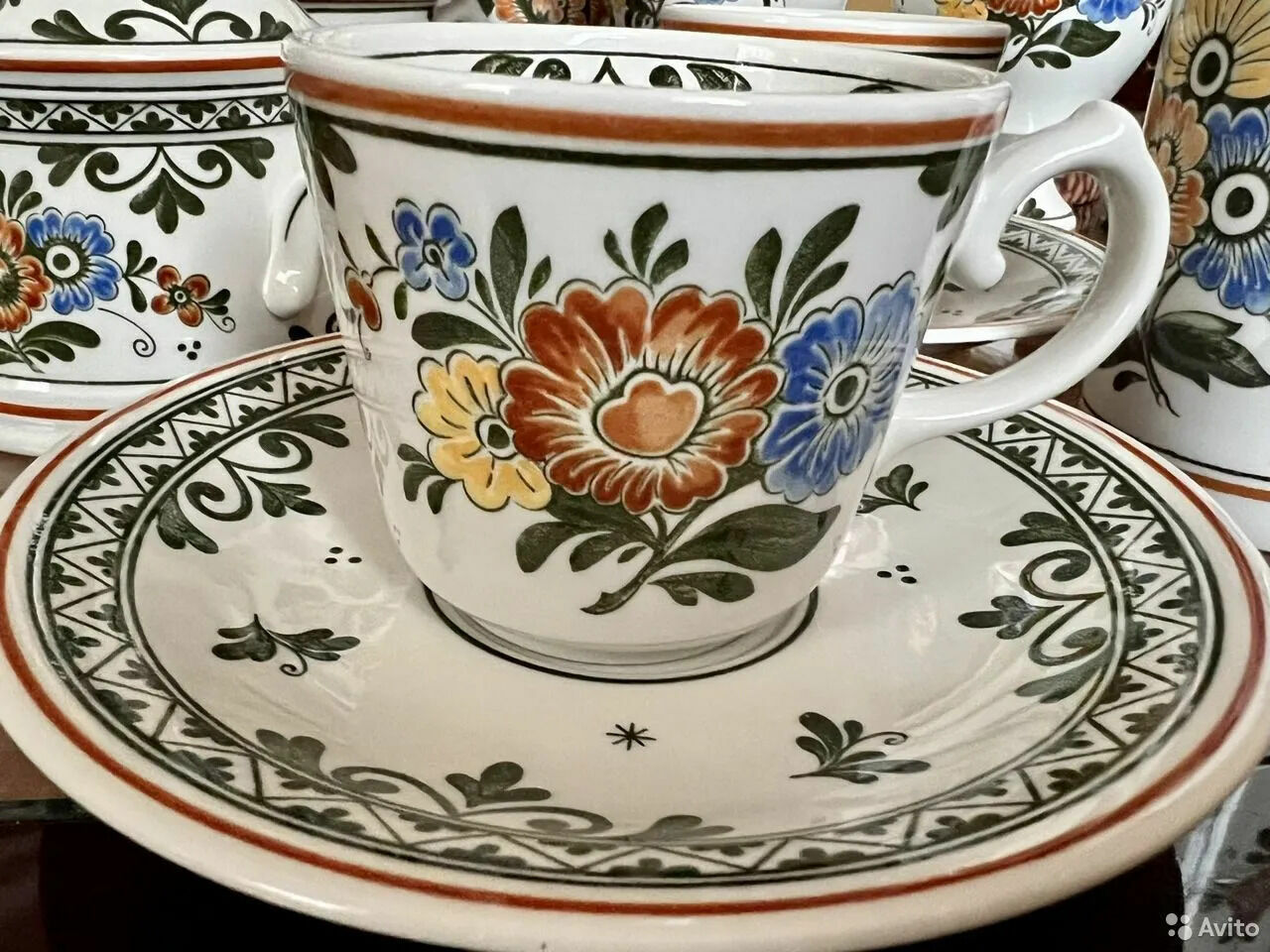 Пасхальная посуда villeroy boch. Виллерой бох авито. Английский сервиз ботаника. Сервиз cottage villeroy boch. Виллерой бох авито.