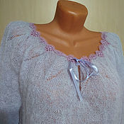 Jumper with lace insert