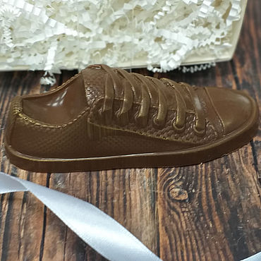 Сувениры и подарки ручной работы. Ярмарка Мастеров - ручная работа Фигурка кед. Handmade.