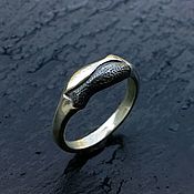 Серебряное кольцо "Фиалка"