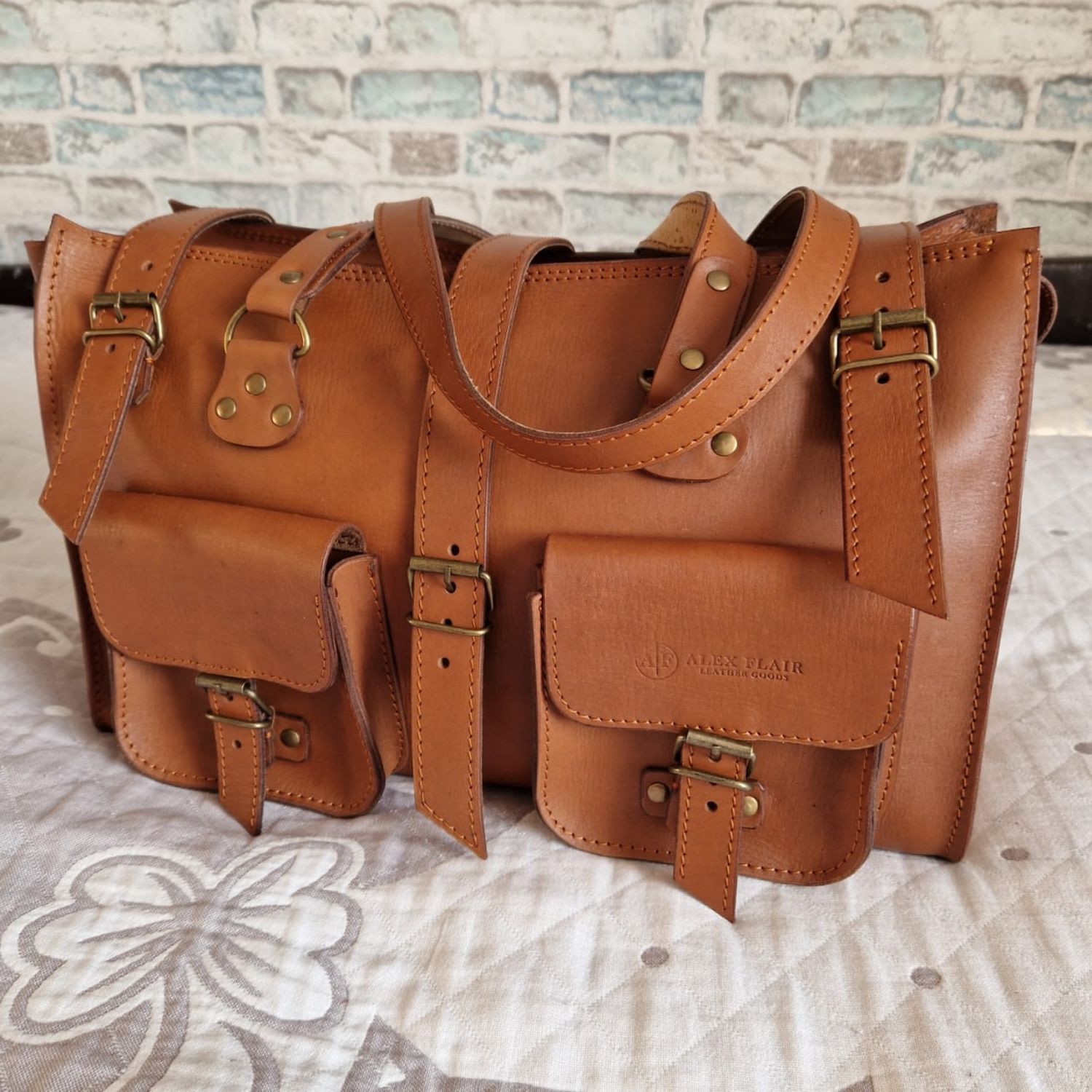 Винтажная кожаная сумка на ремнях на заказ в интернет-магазине Ярмарка ...