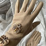 Гламурные атласные перчатки