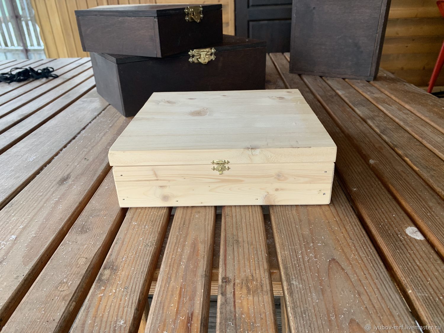 Деревянная коробка с крышкой на петлях 20*20*3,2 см в интернет-магазине ...