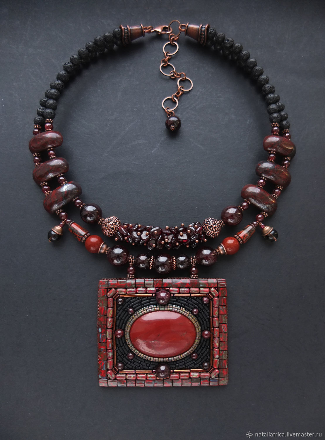 Коллекция авторских товаров Гранатовая история - Наталья (машинное ...