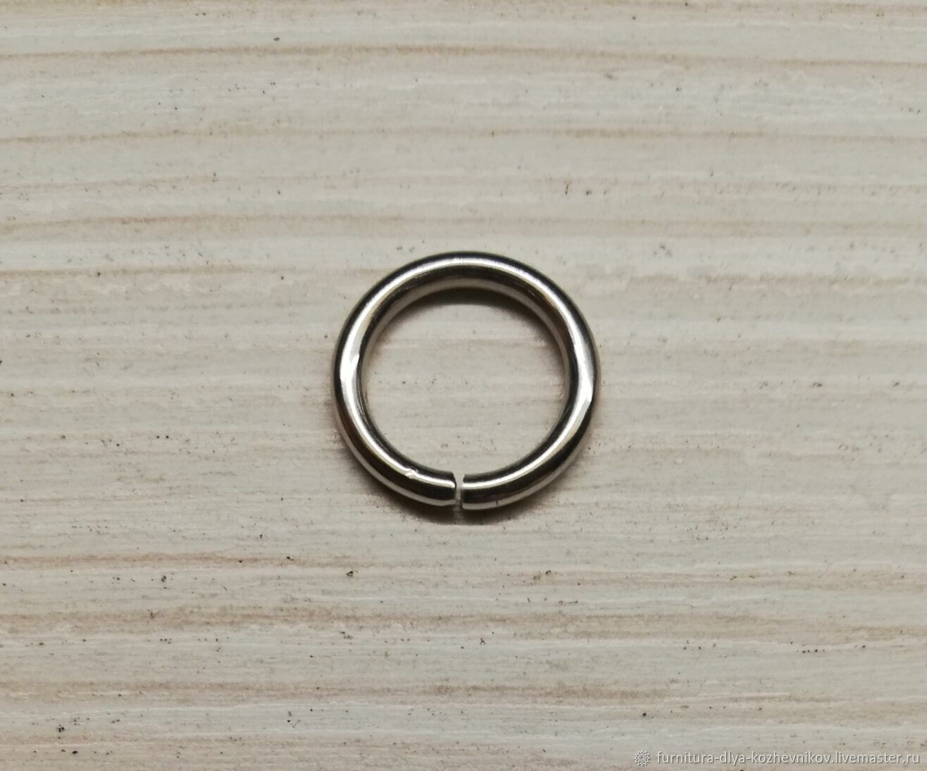 Кольцо металлическое. 13,4*10*1,7. Никель купить в интернет-магазине ...