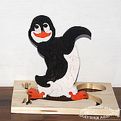 Куклы и игрушки handmade. Livemaster - original item Подарок под елочку. Пазлы из дерева Пингвин "Потанцуем!?". Handmade.