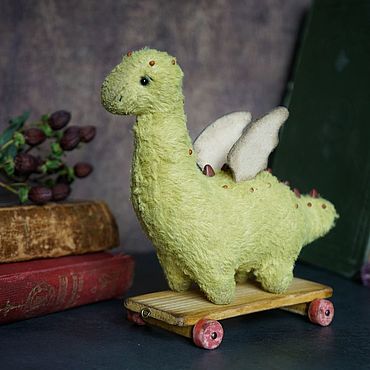 Куклы и игрушки ручной работы. Ярмарка Мастеров - ручная работа Дракон на тележке. Handmade.