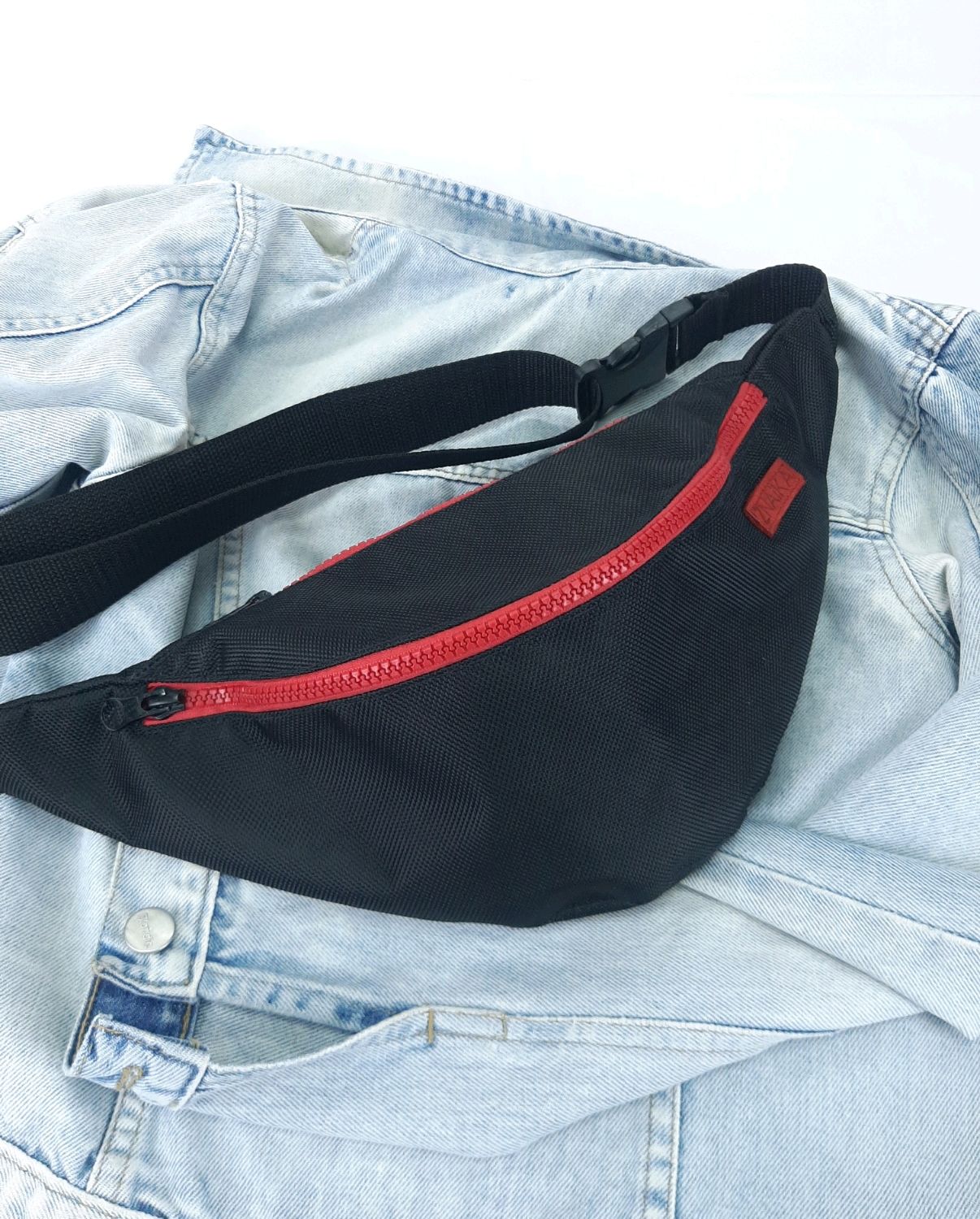 Штаны бананки мужские. Бананка бирюзовая. Бананка джинсы мужские. Бананки мужские. Бананка джинсы мужские.