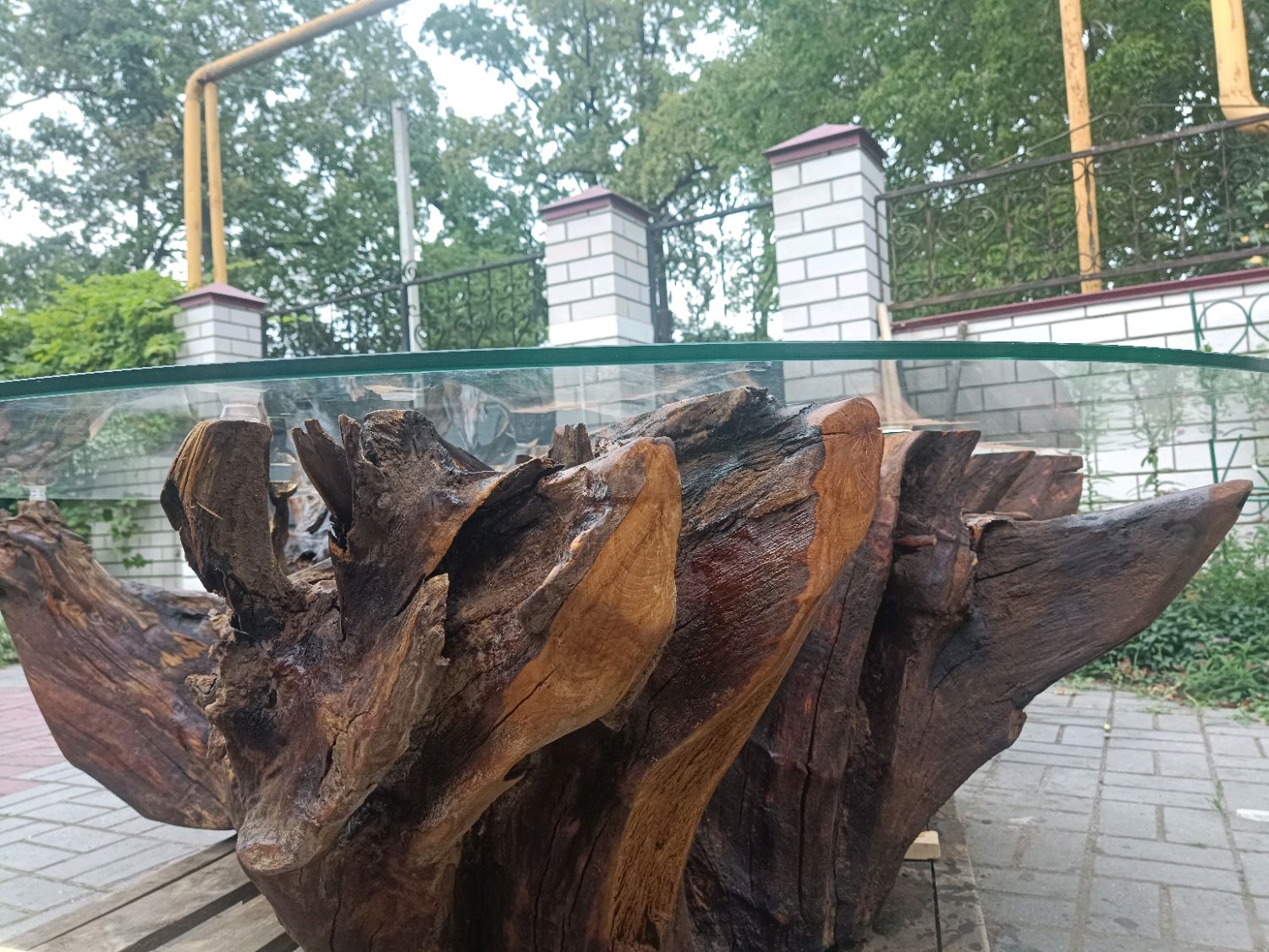 Стол из корня, стеклянная столешница в интернет-магазине Ярмарка ...