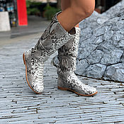 Обувь ручной работы. Ярмарка Мастеров - ручная работа Boots made of Python leather in natural color. Handmade.
