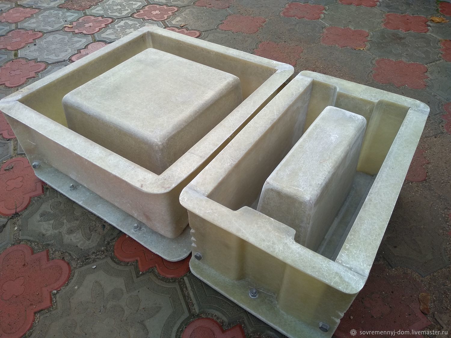 Купить форму для бетонного забора. Форма для бетонных блоков. Формы для заборных блоков. Форма для бетонных блоков для ограждений. Формы для блоков мытый бетон.