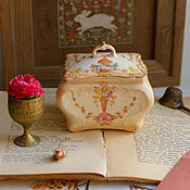 Для дома и интерьера handmade. Livemaster - original item Antique faience box blush ivory Crown Devon Fielding England. Handmade.