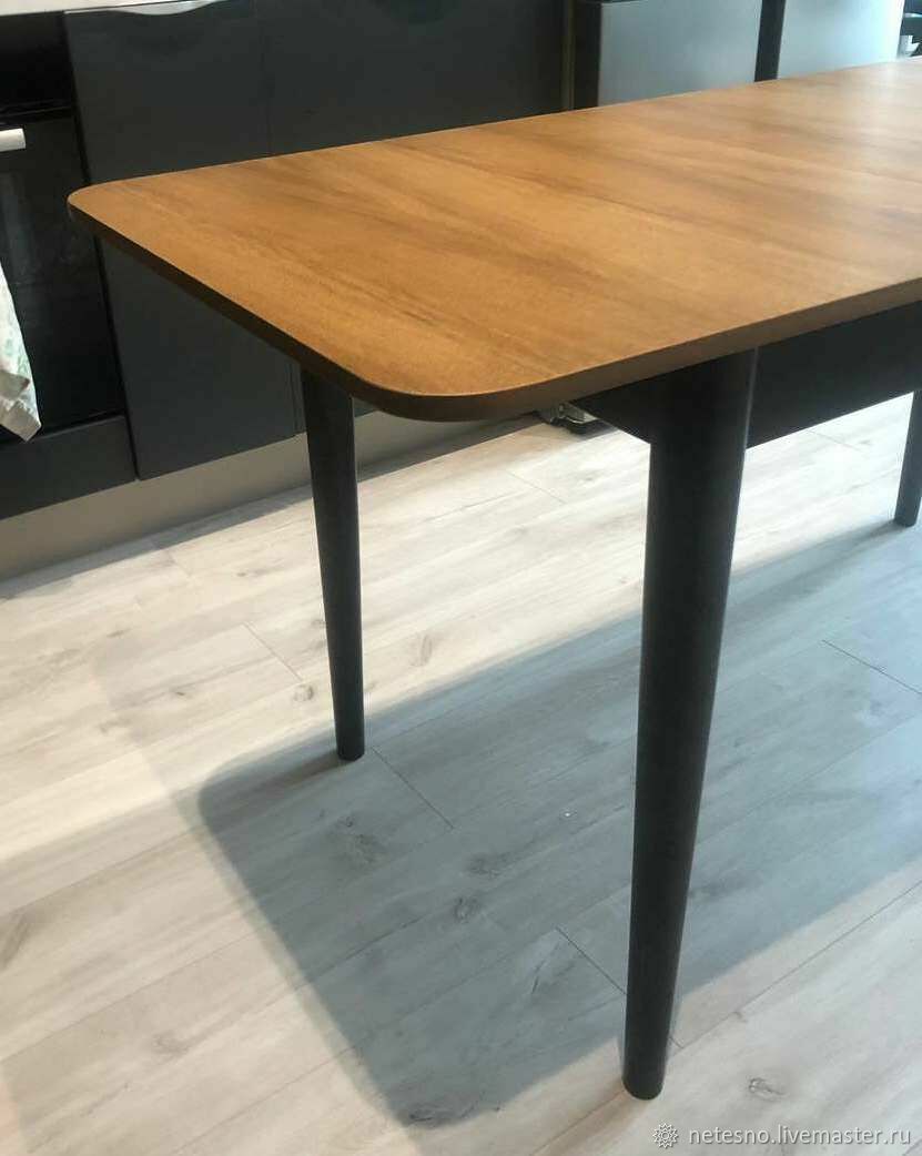 Стеклянный кухонный стол раздвижной недорого