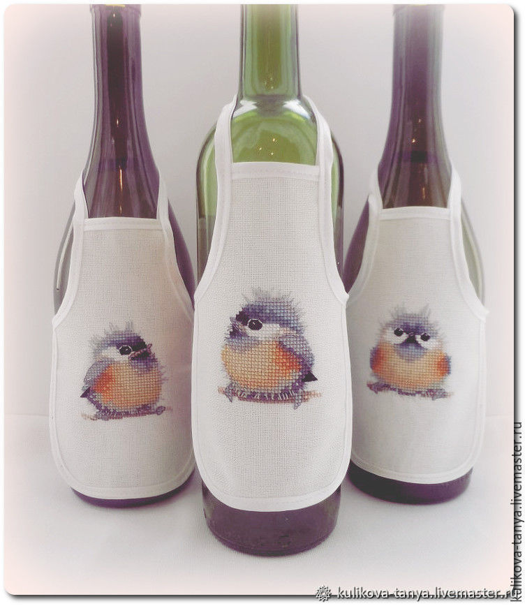 The apron on the bottle of the birds of Nevelichka.Original gift, Covers for tableware, Izhevsk,  Фото №1