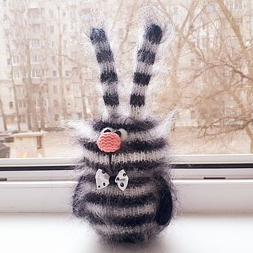 Куклы и игрушки ручной работы. Ярмарка Мастеров - ручная работа Зайчик полосатый. подарок. сувенир. игрушка.. Handmade.