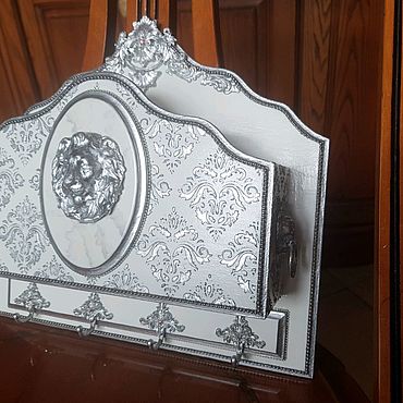 Для дома и интерьера ручной работы. Ярмарка Мастеров - ручная работа Ключница настенная с карманом. Handmade.