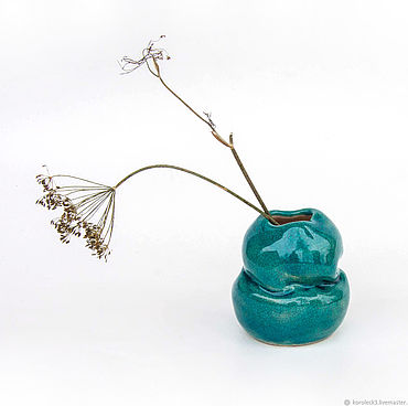 Для дома и интерьера ручной работы. Ярмарка Мастеров - ручная работа Вазы: Закрученная керамическая вазочка с кракелюрами ручной работы. Handmade.