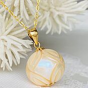 Украшения handmade. Livemaster - original item Golden Butterfly pendant with openwork pearls to buy. Handmade.
