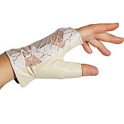 Винтаж handmade. Livemaster - original item Size 7. Mittens made of guipure and ivory leather