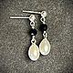 Серьги - пусеты с подвеской из жемчуга и шпинели. Серьги-пусеты. OM Jewelry. Интернет-магазин Ярмарка Мастеров.  Фото №2