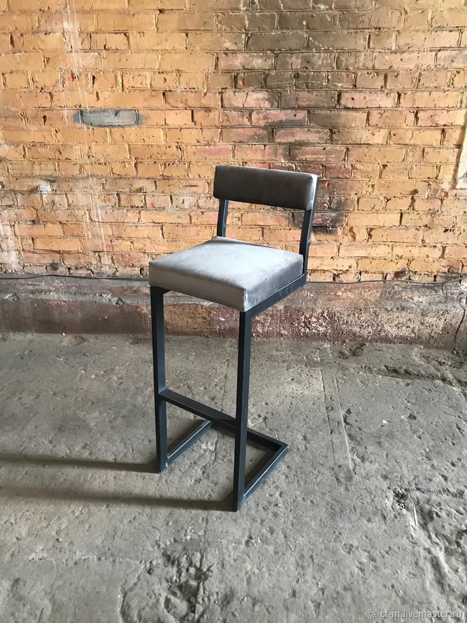 Барный стул из профильной трубы в стиле лофт с чертежами