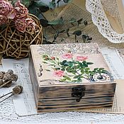 Для дома и интерьера handmade. Livemaster - original item Box in retro style roses decoupage solid wood. Handmade.