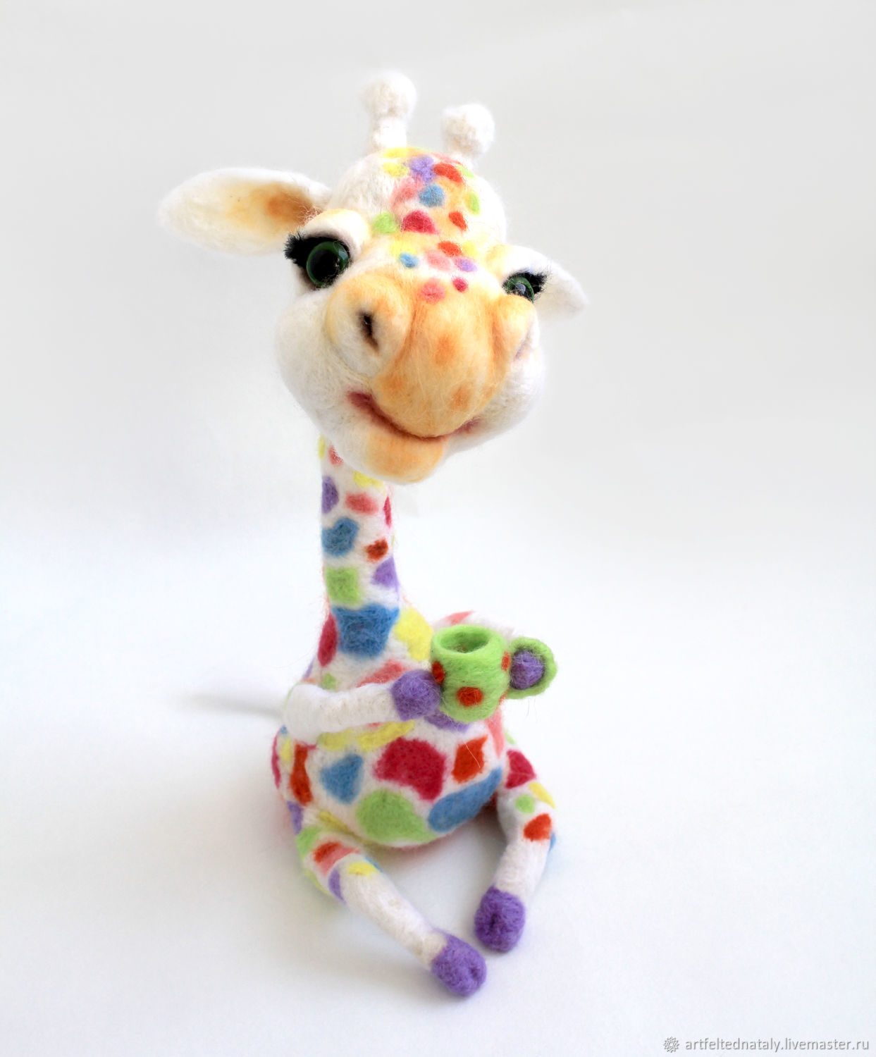 Войлочная игрушка: Радужный жирафчик-альбинос – заказать на Ярмарке  Мастеров – T5NHGRU | Войлочная игрушка, Москва