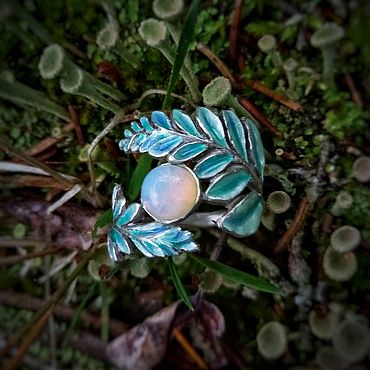 Украшения ручной работы. Ярмарка Мастеров - ручная работа Кольцо с эмалью листья папоротника. Handmade.