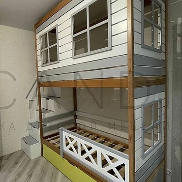 Для дома и интерьера ручной работы. Ярмарка Мастеров - ручная работа Детская двухъярусная кровать домик с лестницей -  индивидуальный проек. Handmade.
