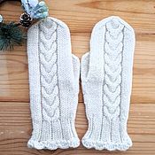 Аксессуары handmade. Livemaster - original item Frilled mittens are white, 100% wool, size 7-8. Handmade.