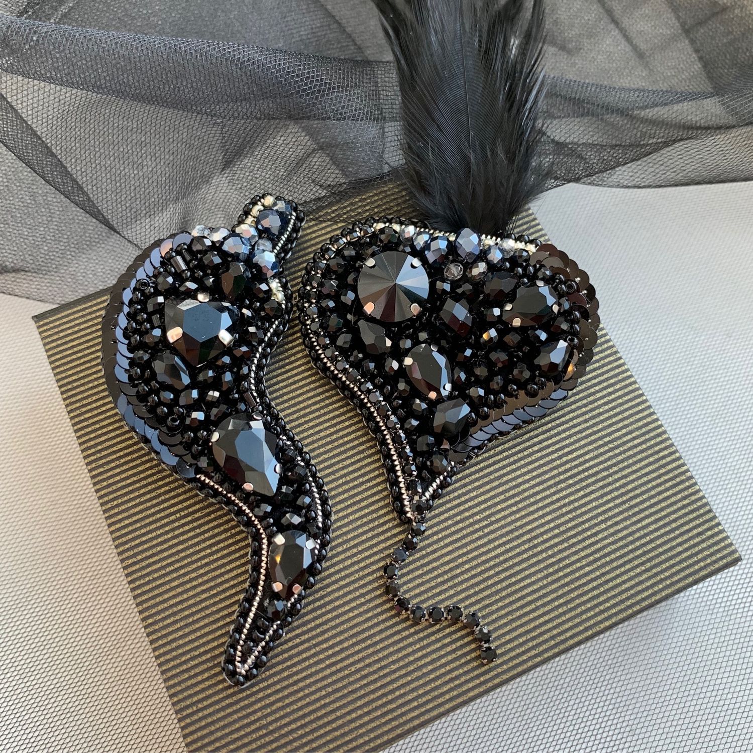 броши овощи