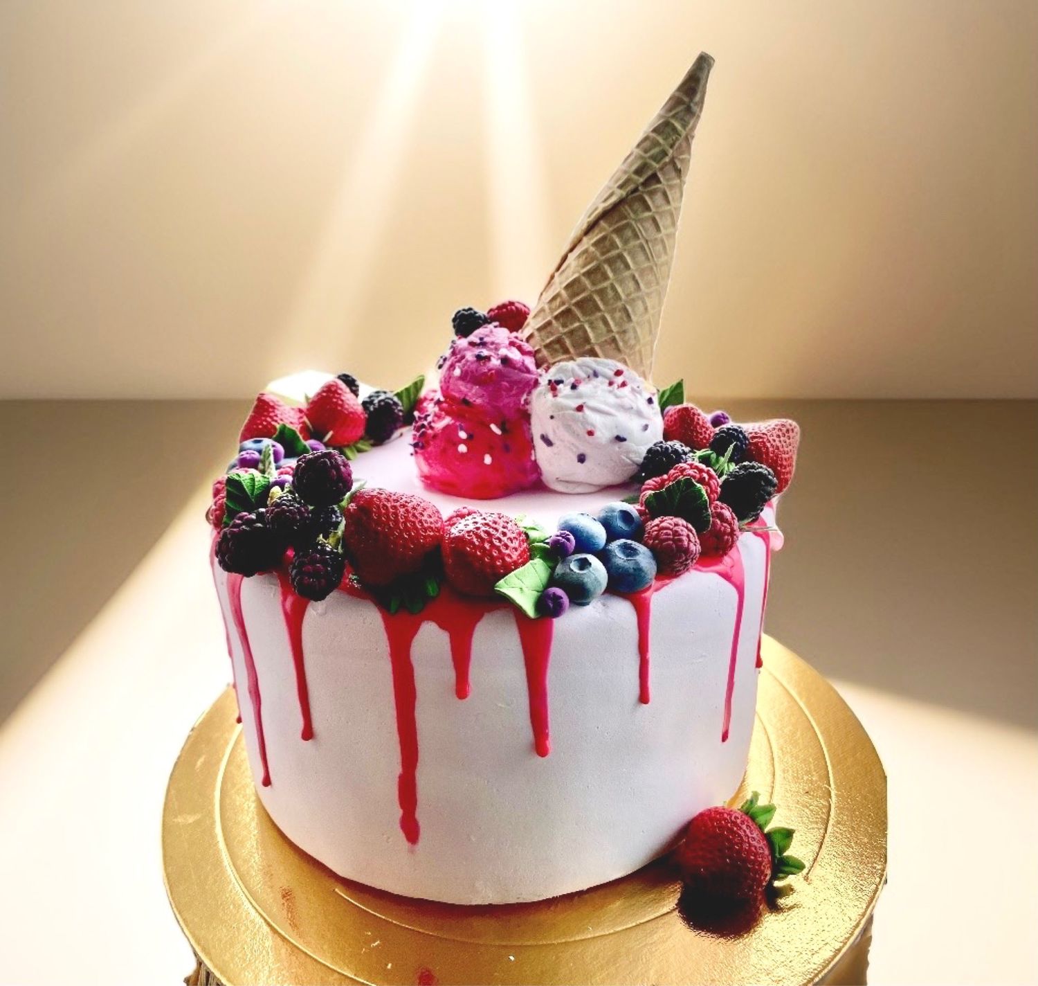 Бутафорский торт (муляж торта) купить в интернет-магазине Ярмарка ...