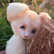 Войлочный котенок Плюша.(валяная игрушка)