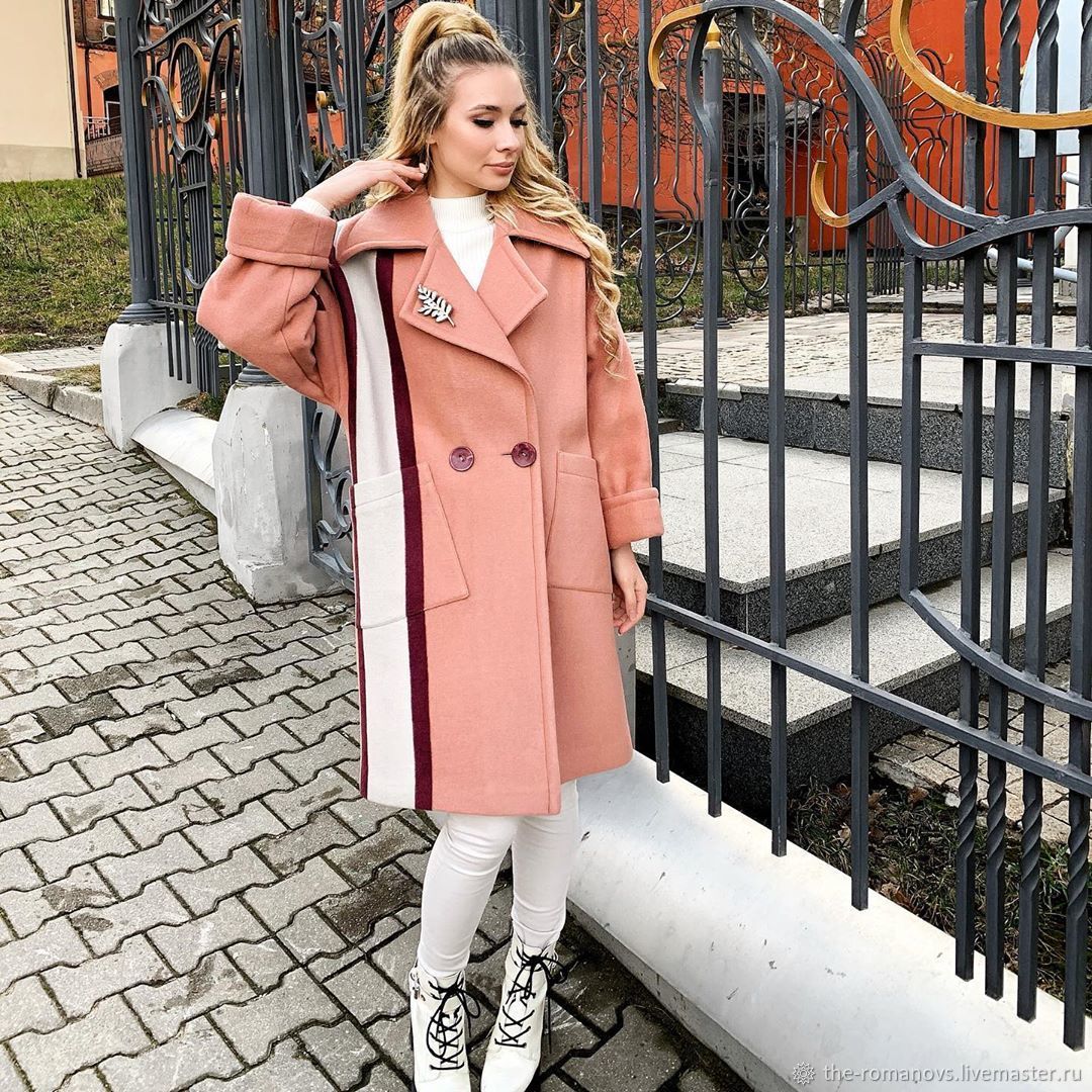 Коллекция Валентино пальто розовое