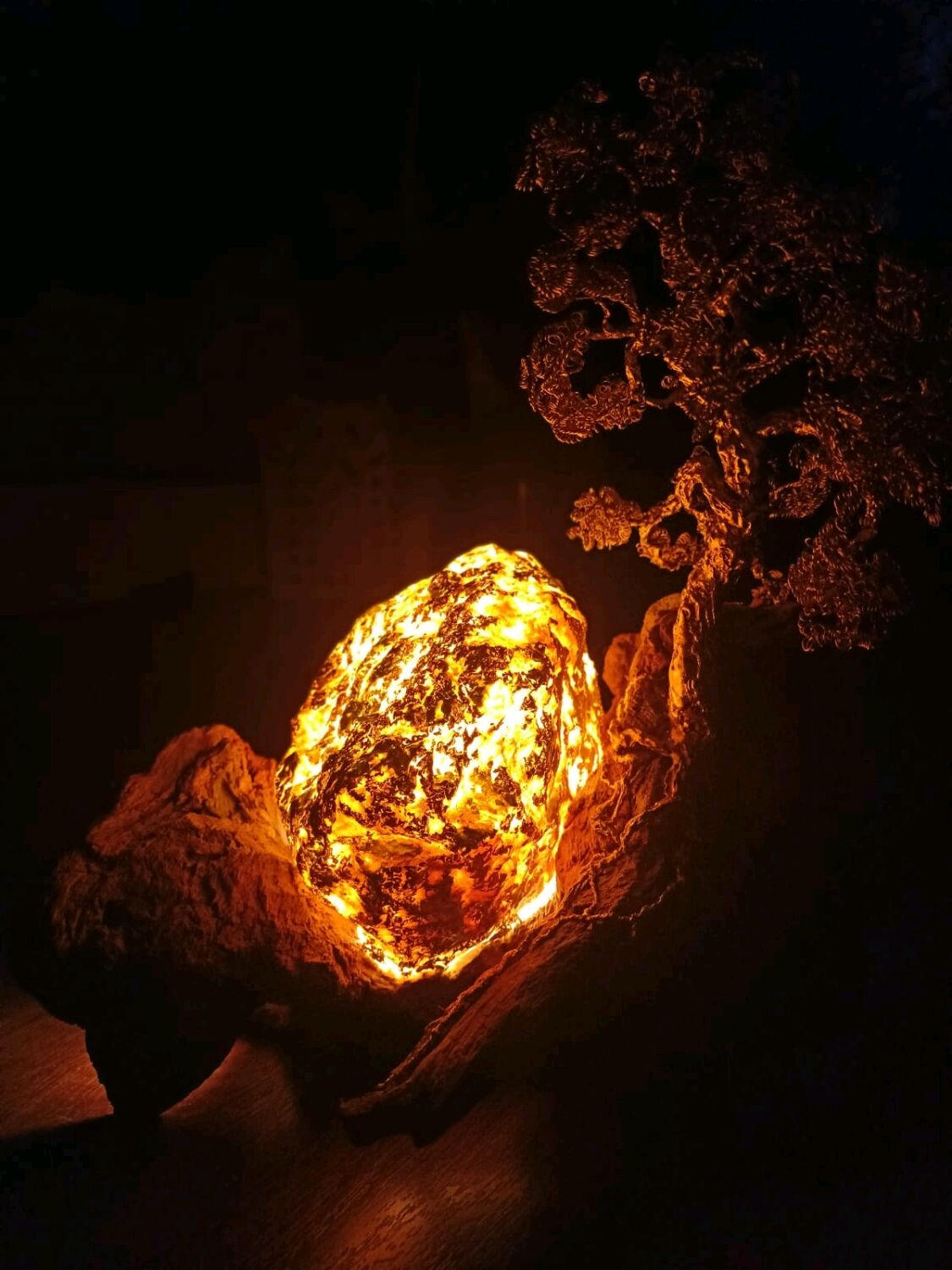 Купить Левитирующий ночник Галактика 14 см на подставке темное дерево в ремонты-бмв.рф