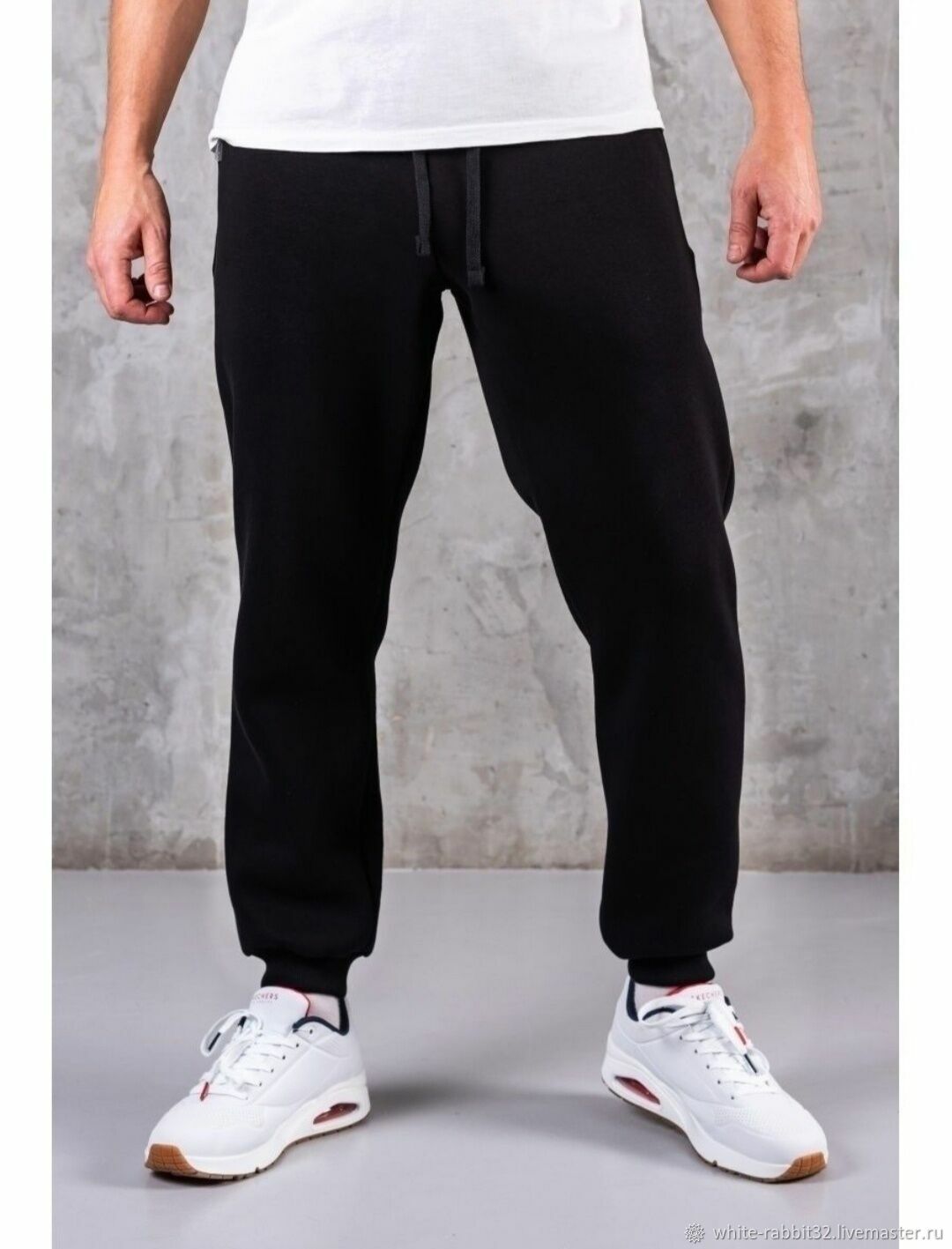 Брюки мужские: джоггеры (спортивные штаны) из футера в интернет-магазинеЯрмарка Мастеров по цене 4800 ₽ – S2S9URU