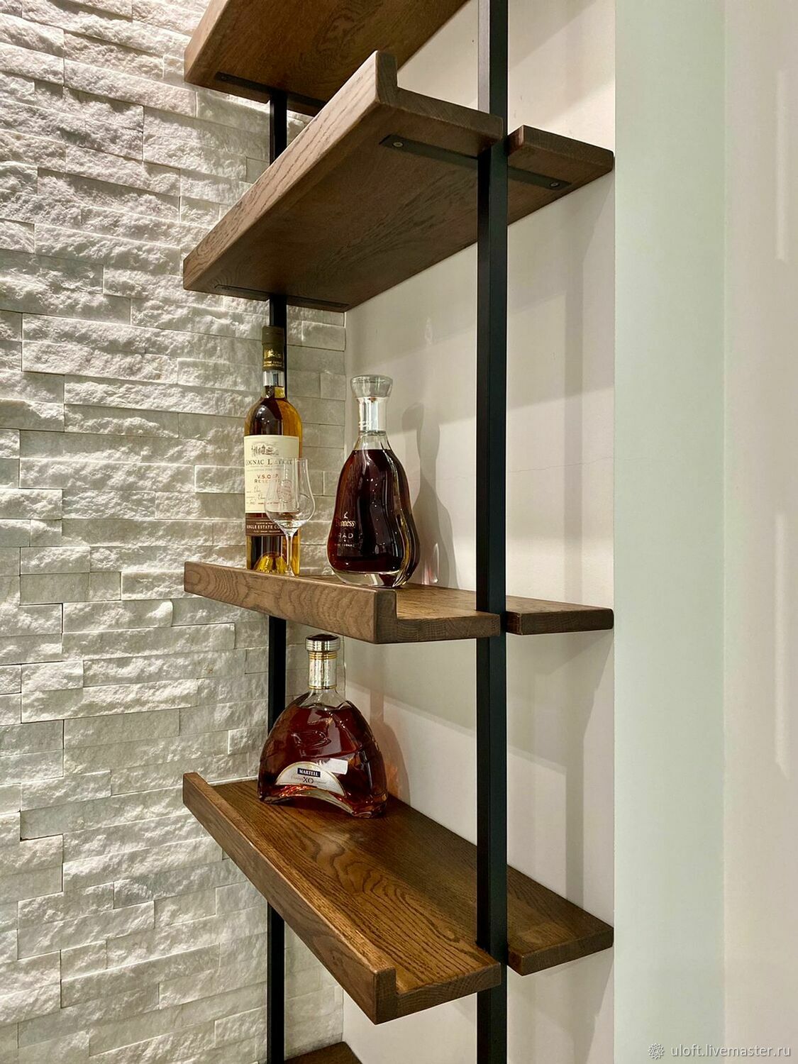 Стол на винный шкафчик с полками из массива дуба (проект г. Москва) в ...