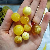 Материалы для творчества handmade. Livemaster - original item Ball amber cabochon ball, ball made of natural amber, white. Handmade.
