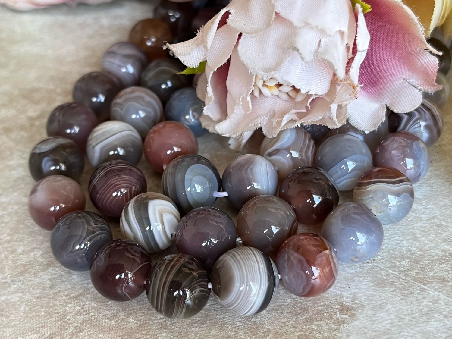 Агат Ботсвана натуральный бусины 10 мм купить в интернет-магазине ...