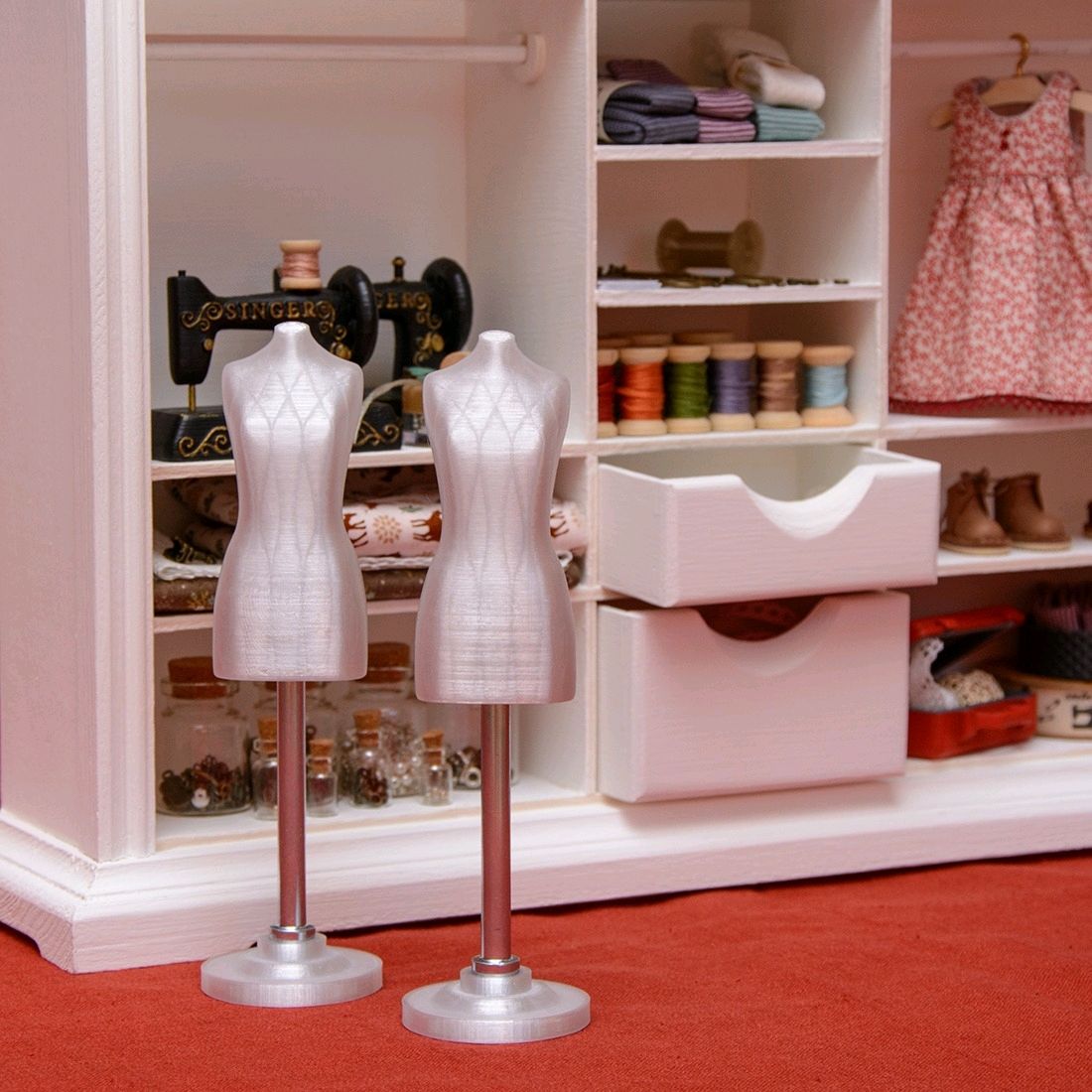 Манекен детский: ростовая кукла для магазина одежды, 140 см
