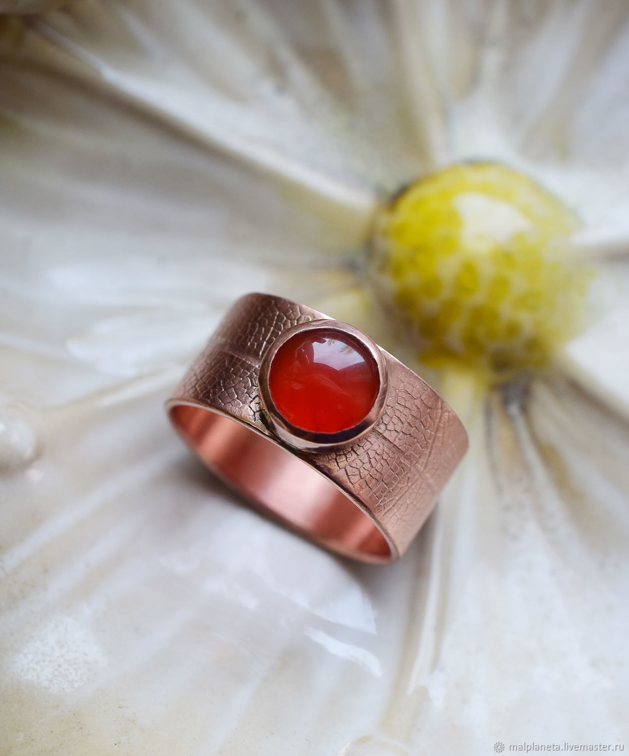 Медное кольцо с текстурой листа, необычное кольцо с сердоликом купить в ...