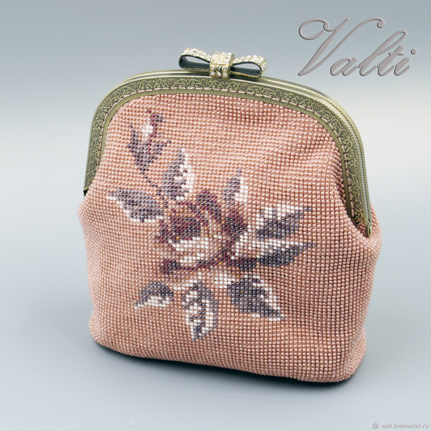 Сумочка с бантиком – купить на Ярмарке Мастеров – E2E2FRU ...