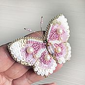 Украшения handmade. Livemaster - original item Brooch-pin Butterfly Marshmallow Brooch Beaded Gift to a girl. Handmade.