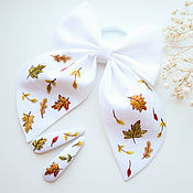 Украшения handmade. Livemaster - original item White bow and hairpins - The first of September (linen, embroidery). Handmade.
