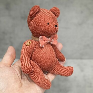 Куклы и игрушки ручной работы. Ярмарка Мастеров - ручная работа Мягкие игрушки: Мишка-малышка вельветовый. Handmade.