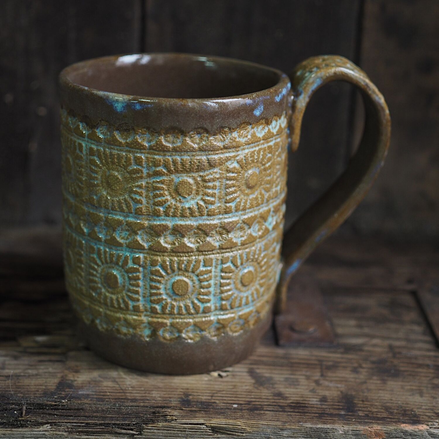 Советские кружки для чая. Старые чашки. Раритетная кружка. Старая алюминиевая кружка. Кружка лмз солдатская эмалированная.